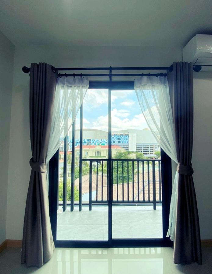 Ferienwohnung Re Riva Bangkok Exterior foto